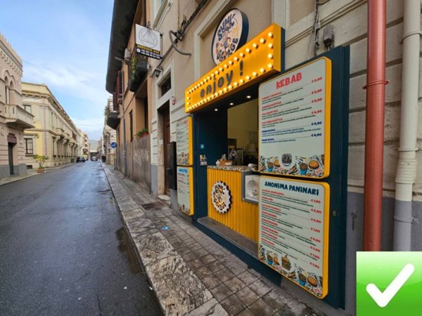 casa indipendente in vendita a Reggio di Calabria in zona Catona