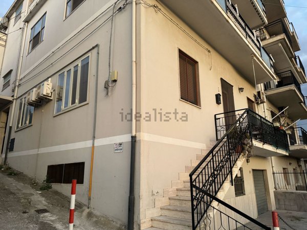 appartamento in vendita a Reggio di Calabria in zona Santa Caterina