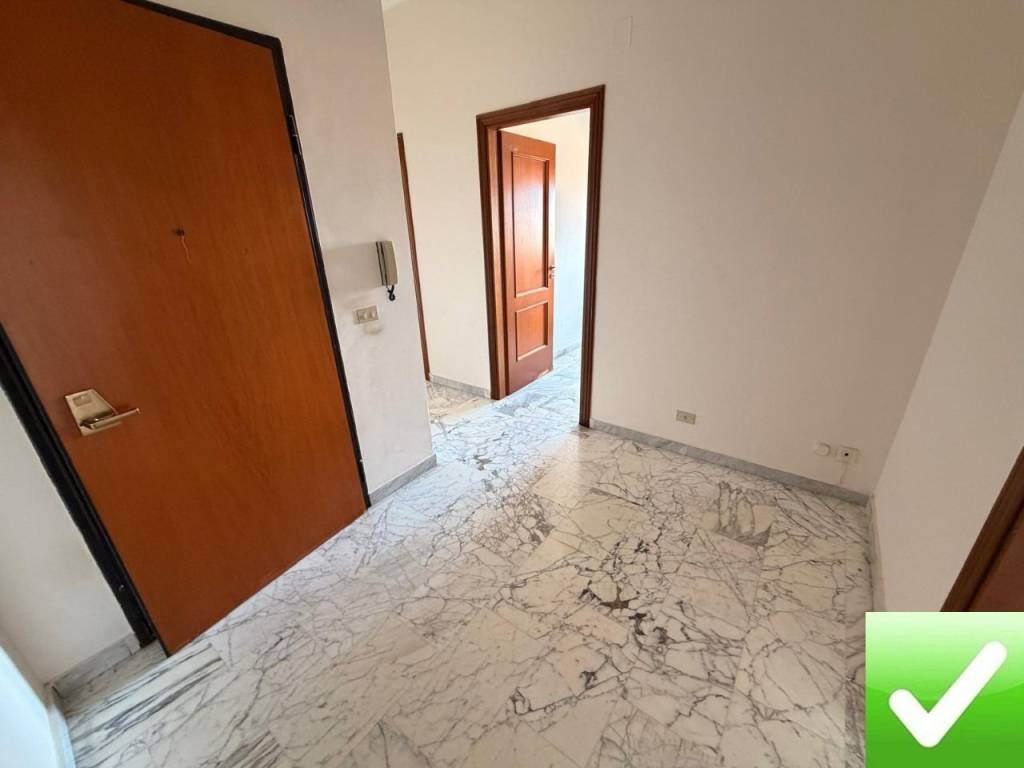 appartamento in vendita a Reggio di Calabria in zona Gallina