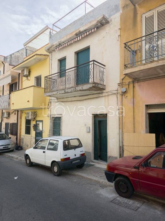 casa indipendente in vendita a Reggio di Calabria in zona Spirito Santo