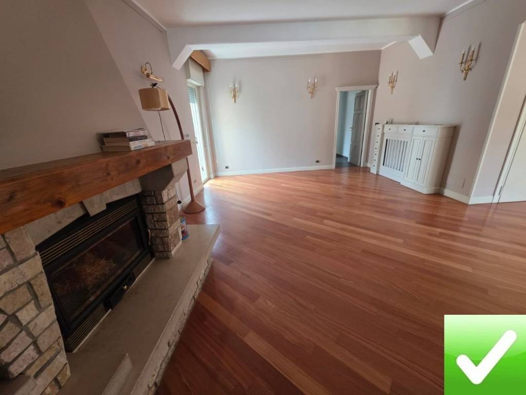 appartamento in vendita a Reggio di Calabria in zona San Brunello
