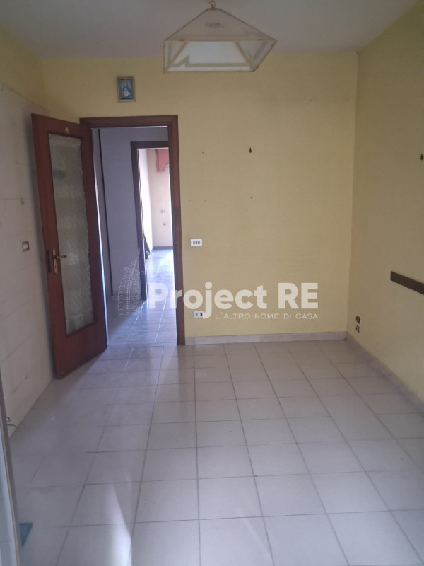 appartamento in vendita a Reggio di Calabria in zona Modena