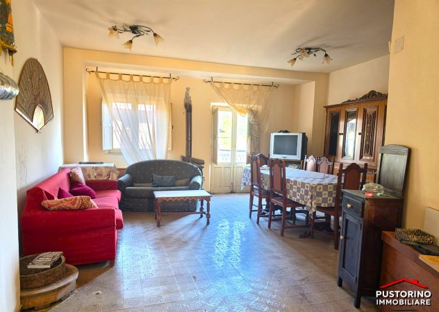 casa indipendente in vendita a Reggio di Calabria in zona Rione Ferrovieri