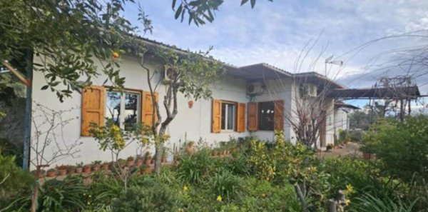 casa indipendente in vendita a Reggio di Calabria in zona Terreti