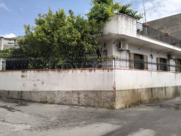 casa indipendente in vendita a Reggio di Calabria in zona Pellaro