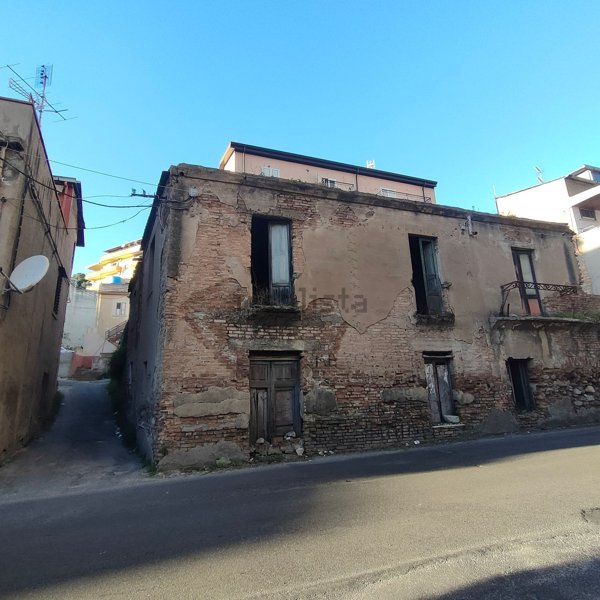 rudere in vendita a Reggio di Calabria in zona Spirito Santo