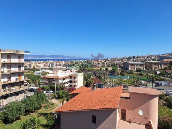 appartamento in vendita a Reggio di Calabria in zona Modena