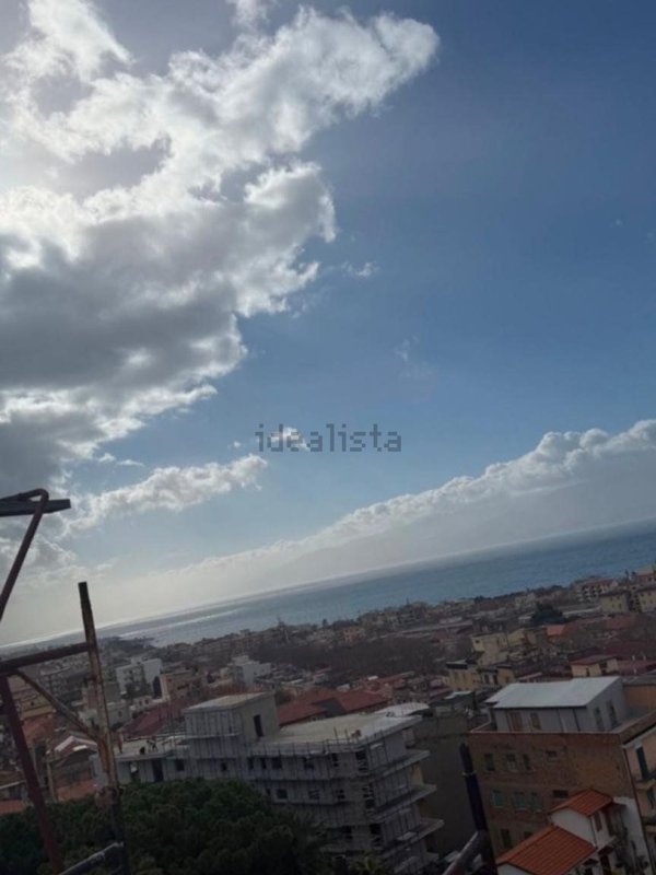 appartamento in vendita a Reggio di Calabria in zona Tremulini