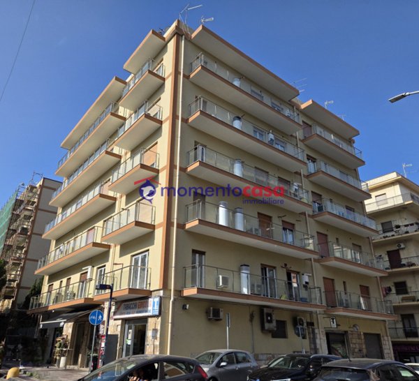appartamento in vendita a Reggio di Calabria in zona Sbarre
