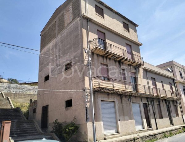 casa indipendente in vendita a Reggio di Calabria in zona Catona