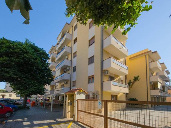 appartamento in vendita a Reggio di Calabria in zona Sbarre