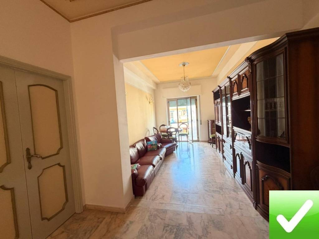 appartamento in vendita a Reggio di Calabria in zona Modena
