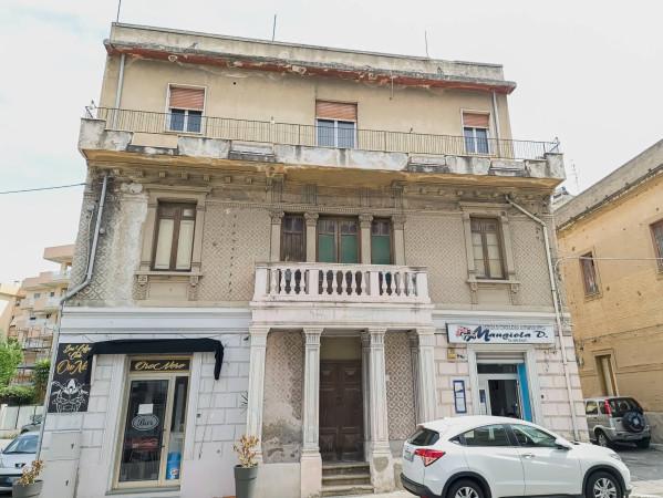 appartamento in vendita a Reggio di Calabria in zona Sbarre