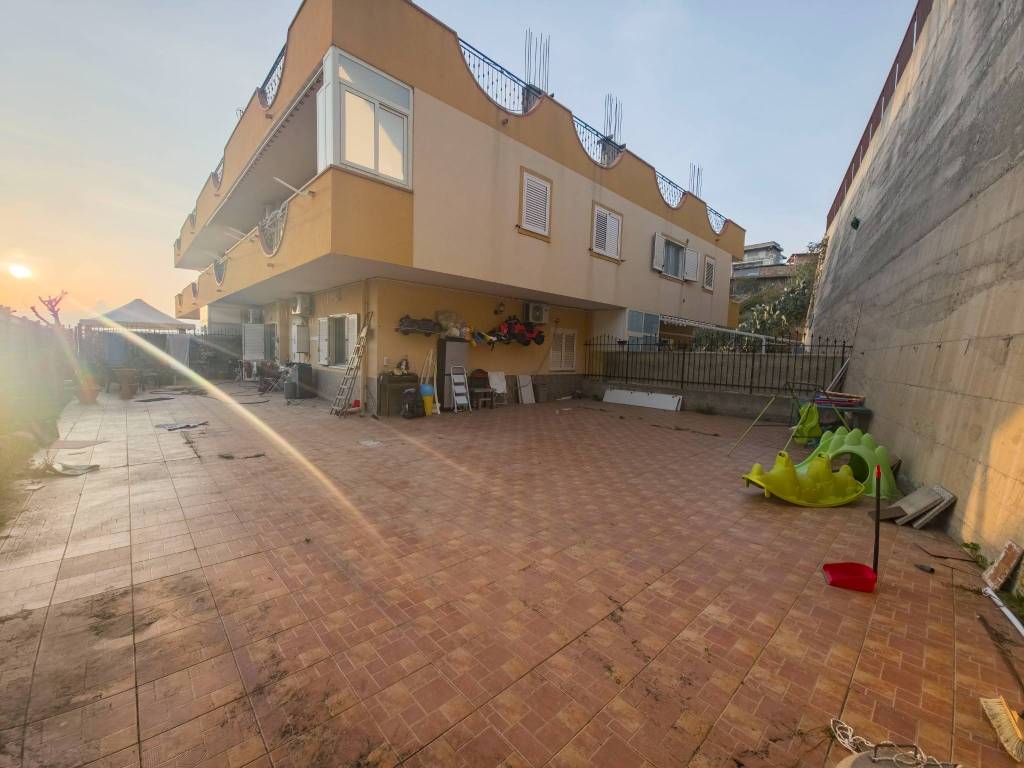 appartamento in vendita a Reggio di Calabria in zona San Brunello