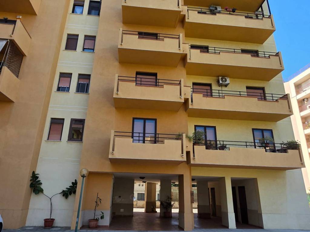 appartamento in vendita a Reggio di Calabria in zona San Giorgio