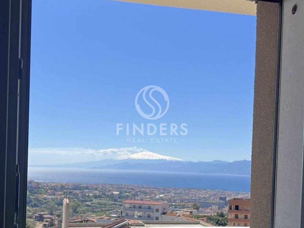 appartamento in vendita a Reggio di Calabria in zona Sant'Elia di Condera