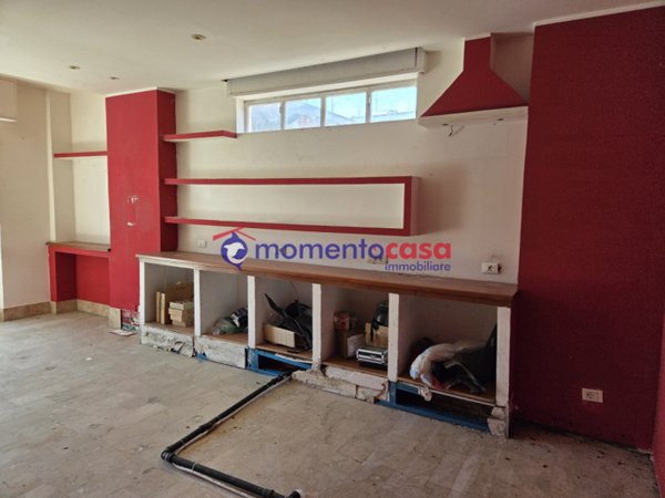locale commerciale in vendita a Reggio di Calabria in zona Stadio