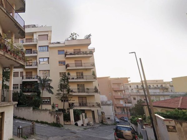 appartamento in vendita a Reggio di Calabria in zona Centro Storico