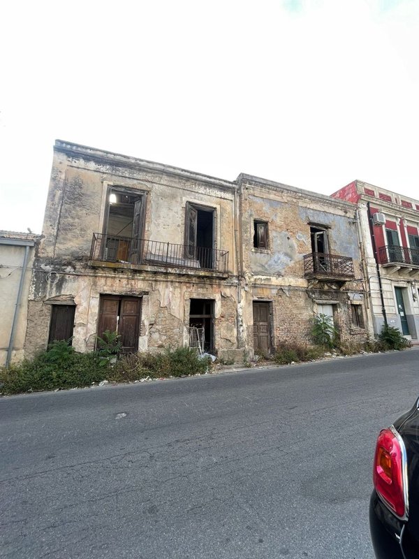 appartamento in vendita a Reggio di Calabria in zona Pentimele