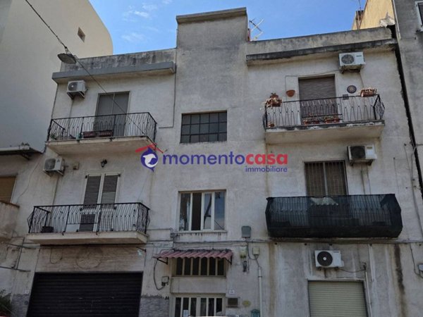 appartamento in vendita a Reggio di Calabria in zona Rione Ferrovieri