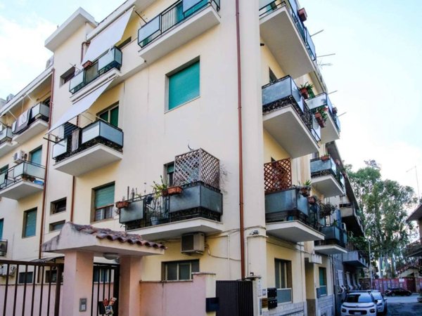 appartamento in vendita a Reggio di Calabria in zona Stadio