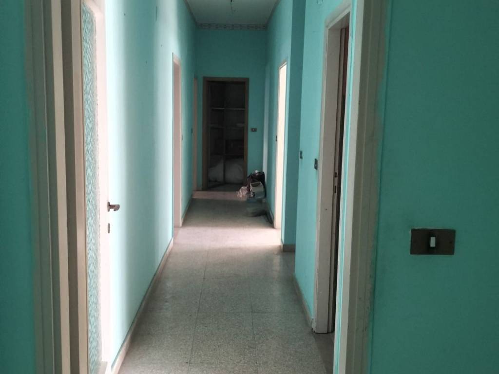 appartamento in vendita a Reggio di Calabria in zona Sbarre