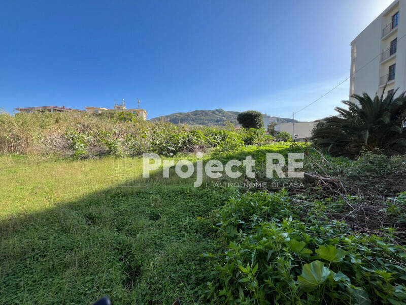 negozio in vendita a Reggio di Calabria in zona Pellaro