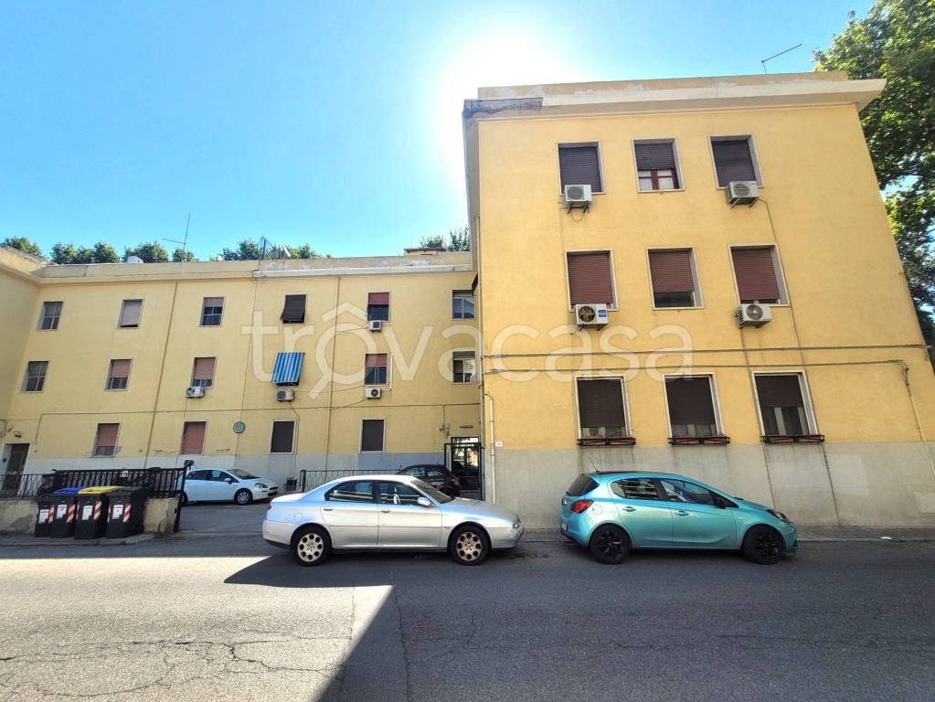 appartamento in vendita a Reggio di Calabria in zona Stadio