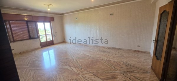 appartamento in vendita a Reggio di Calabria in zona Saracinello