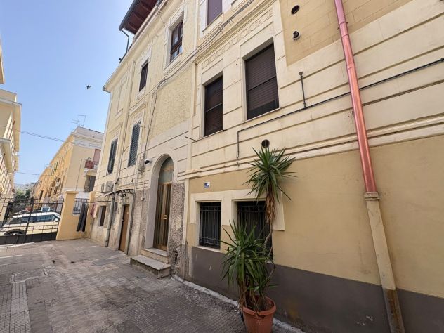 appartamento in vendita a Reggio di Calabria in zona Sbarre