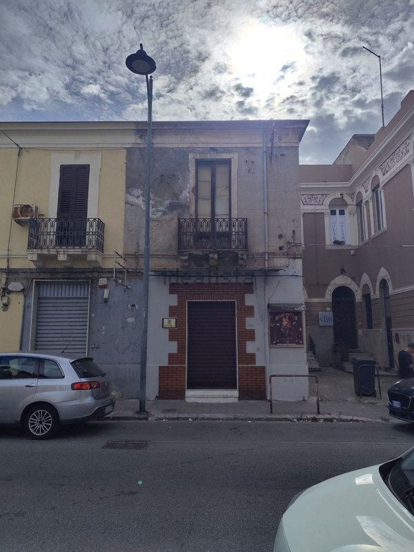 appartamento in vendita a Reggio di Calabria in zona Sbarre