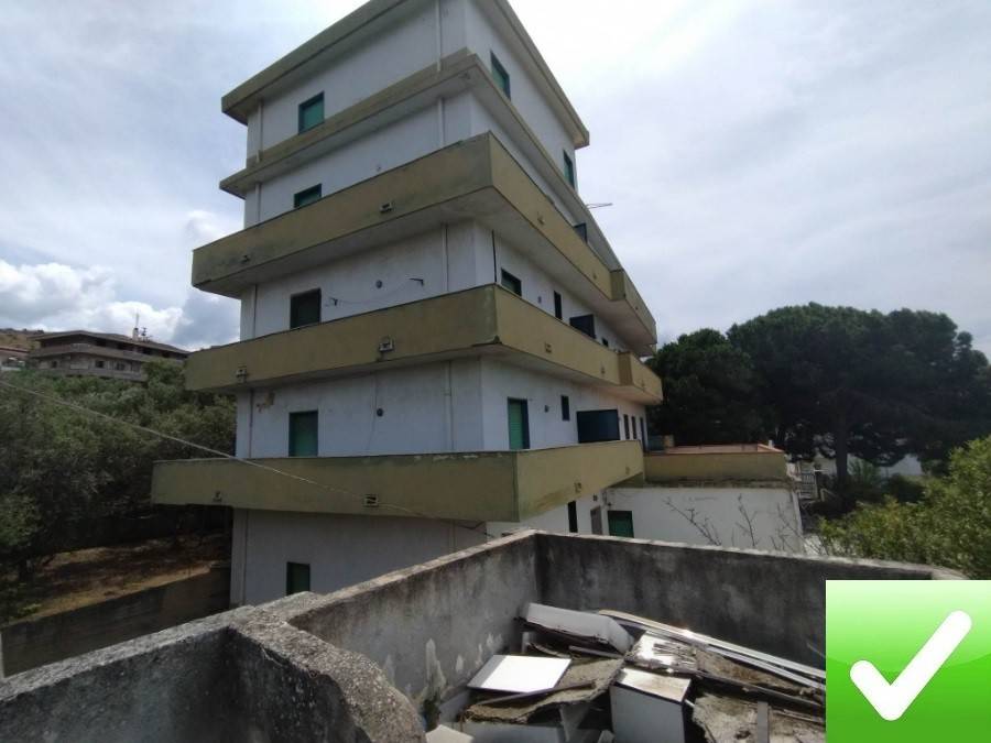 casa indipendente in vendita a Reggio di Calabria in zona Gallina