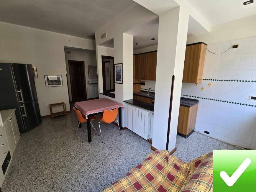 appartamento in vendita a Reggio di Calabria in zona Sbarre