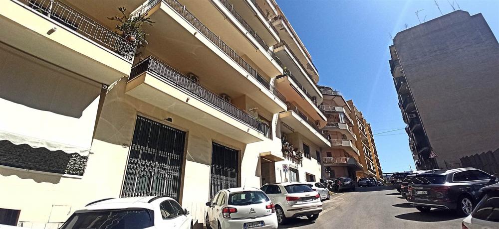 locale di sgombero in vendita a Reggio di Calabria