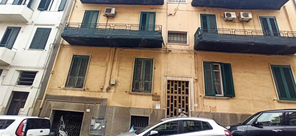 appartamento in vendita a Reggio di Calabria in zona Centro Storico