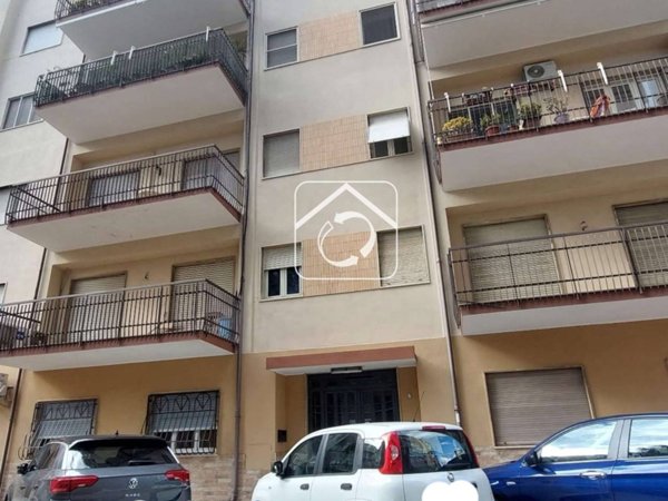 appartamento in vendita a Reggio di Calabria in zona Pineta Zerbi