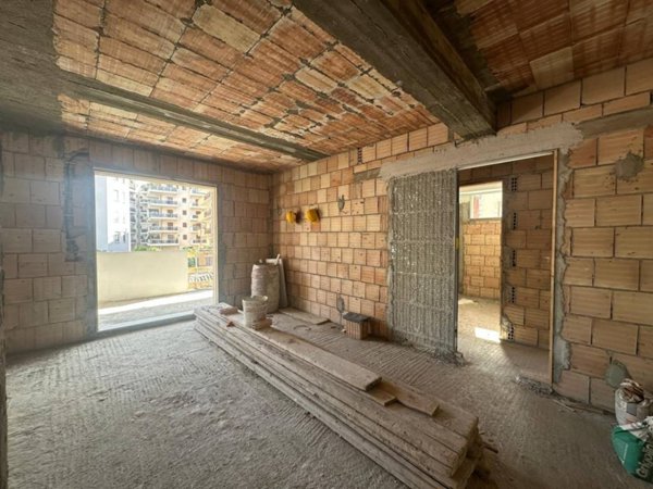 intera palazzina in vendita a Reggio di Calabria in zona Modena