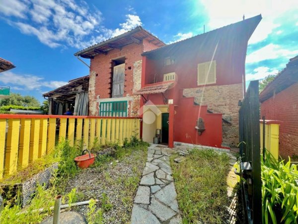 casa indipendente in vendita ad Aramengo