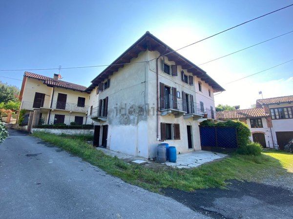 casa indipendente in vendita ad Aramengo