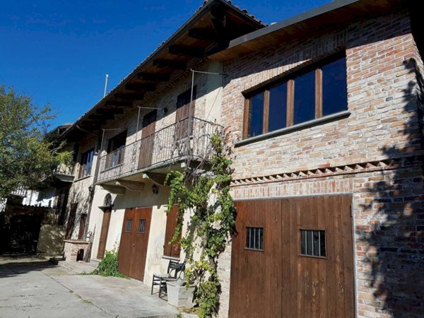 casa indipendente in vendita ad Aramengo in zona Canova