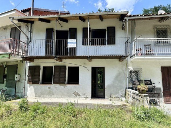 casa indipendente in vendita ad Aramengo in zona Valore