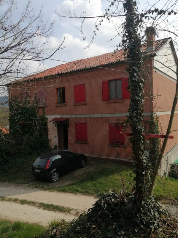 appartamento in vendita ad Aramengo in zona Marmorito