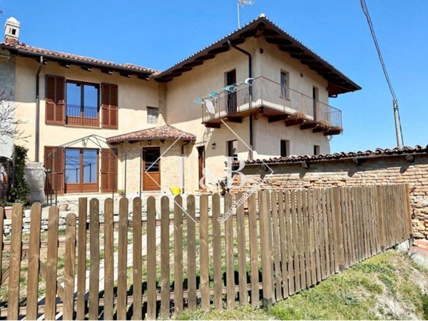 casale in vendita ad Aramengo
