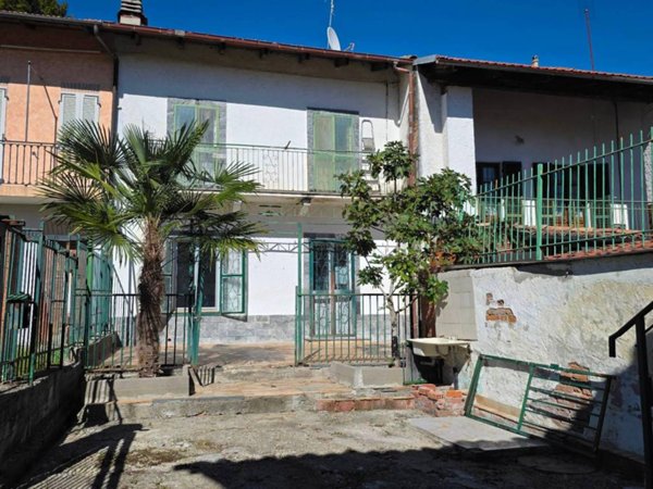 casa indipendente in vendita ad Aramengo