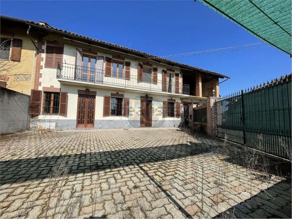 casa indipendente in vendita ad Aramengo in zona Canuto