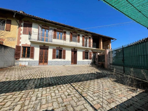 casa indipendente in vendita ad Aramengo in zona Canuto