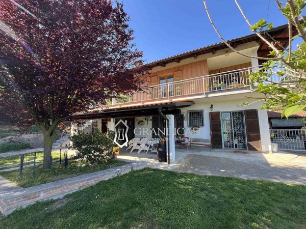 casa indipendente in vendita ad Aramengo in zona Tana