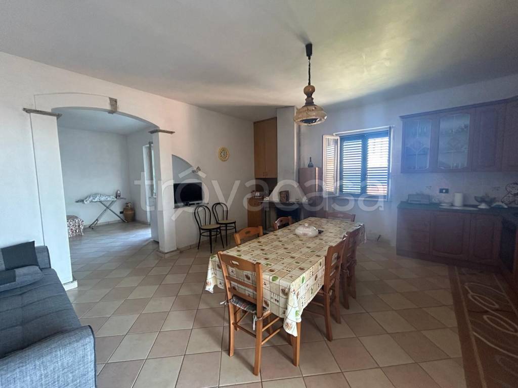 casa indipendente in vendita a Riace