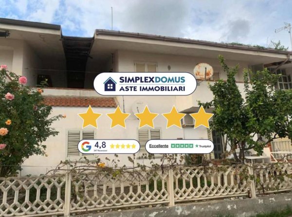appartamento in vendita a Riace