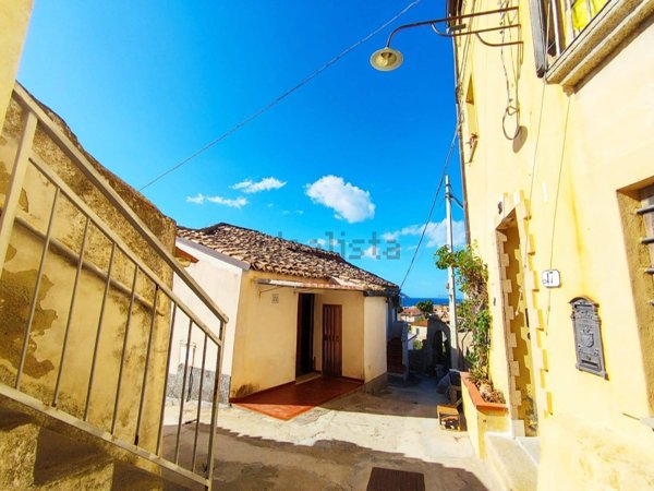 appartamento in vendita a Roccella Ionica